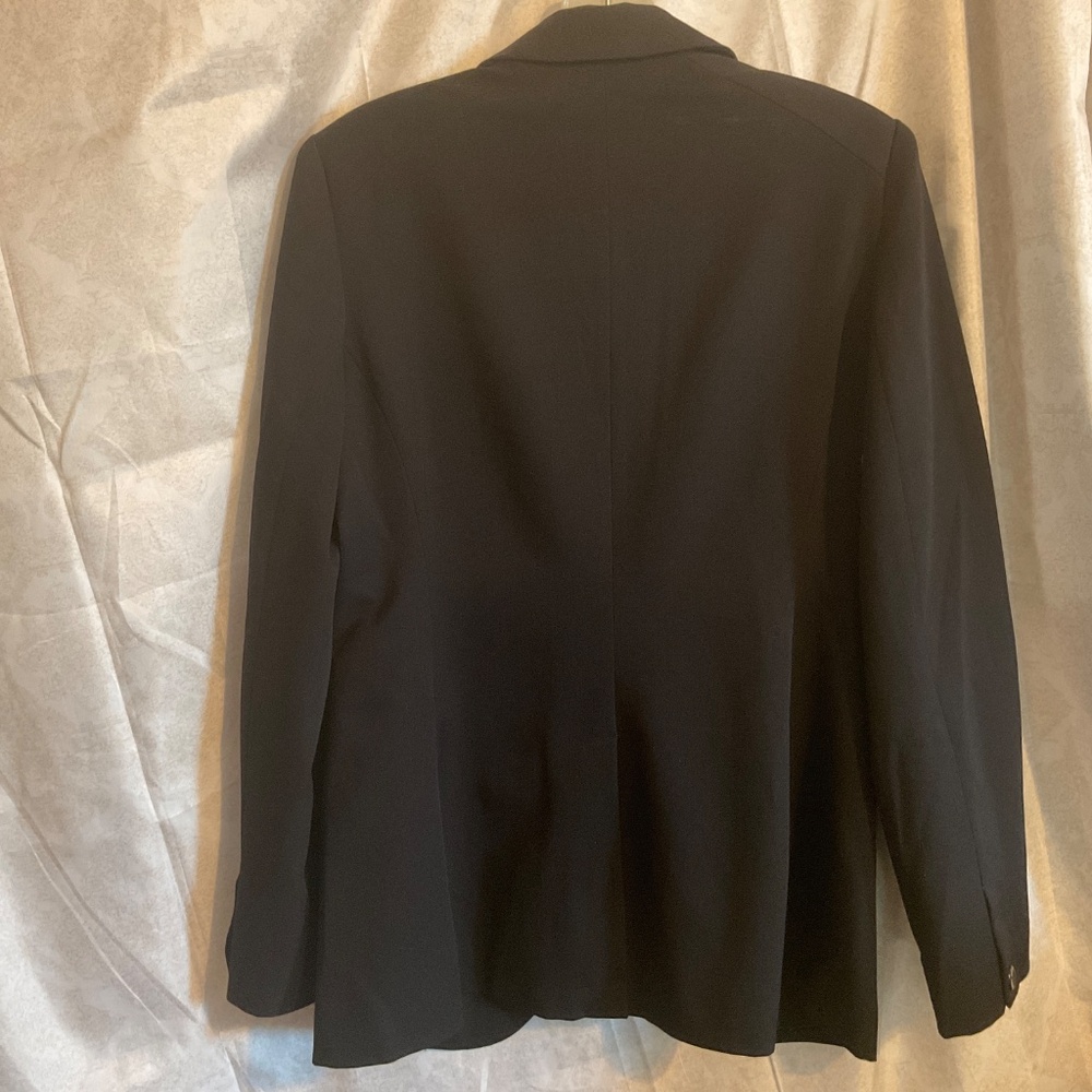 Blazer - Picture 2 of 4